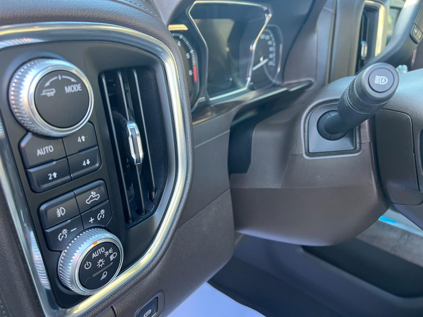 2020 Blue /Charcoal GMC Sierra 1500 Denali Crew Cab Short Box 4WD (1GTU9FEL3LZ) with an 6.2L DI V8 engine, automatic transmission, located at 116 5th Avenue South, Lewistown, MT, 59457, 47.063877, -109.427879 - Discover Luxury and Performance with the 2020 GMC Sierra 1500 Denali. Elevate your driving experience with the 2020 GMC Sierra 1500 Denali, a perfect blend of sophistication and power. This premium truck boasts a powerful engine, cutting-edge technology, and a refined interior. Key Features: - Photo#14